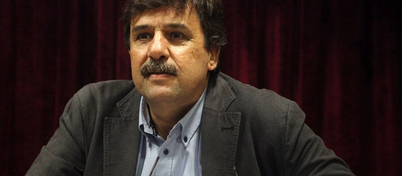 Α.Ξανθός: «Επικοινωνιακό πυροτέχνημα της κυβέρνησης τα self test - Έχει χάσει την μάχη της διασποράς»